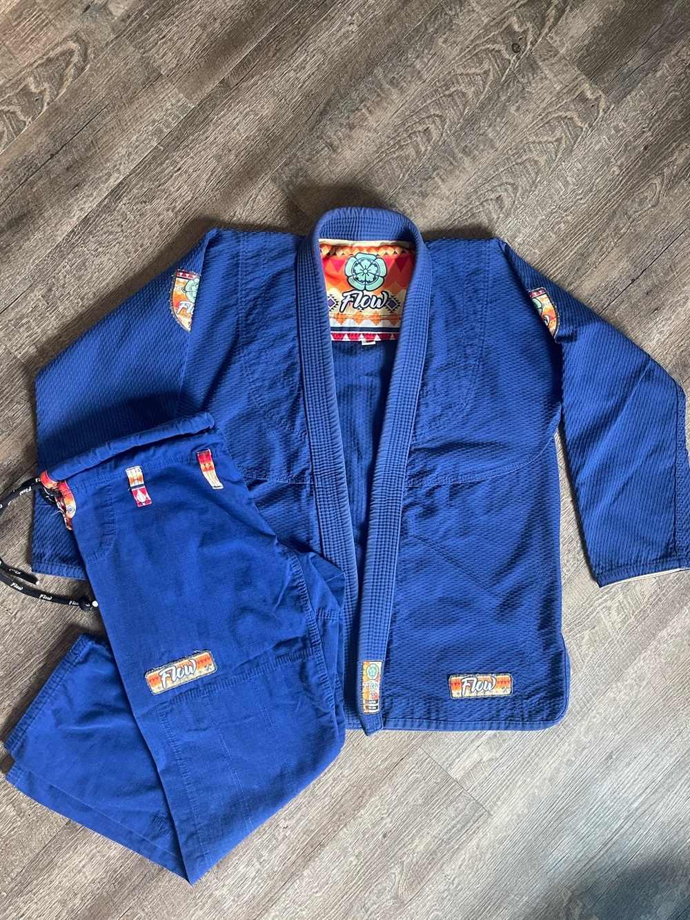 Flow Jiu Jitsu Gi set jacket/pants